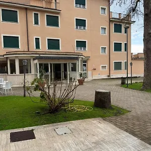 Park Villamaria Отель